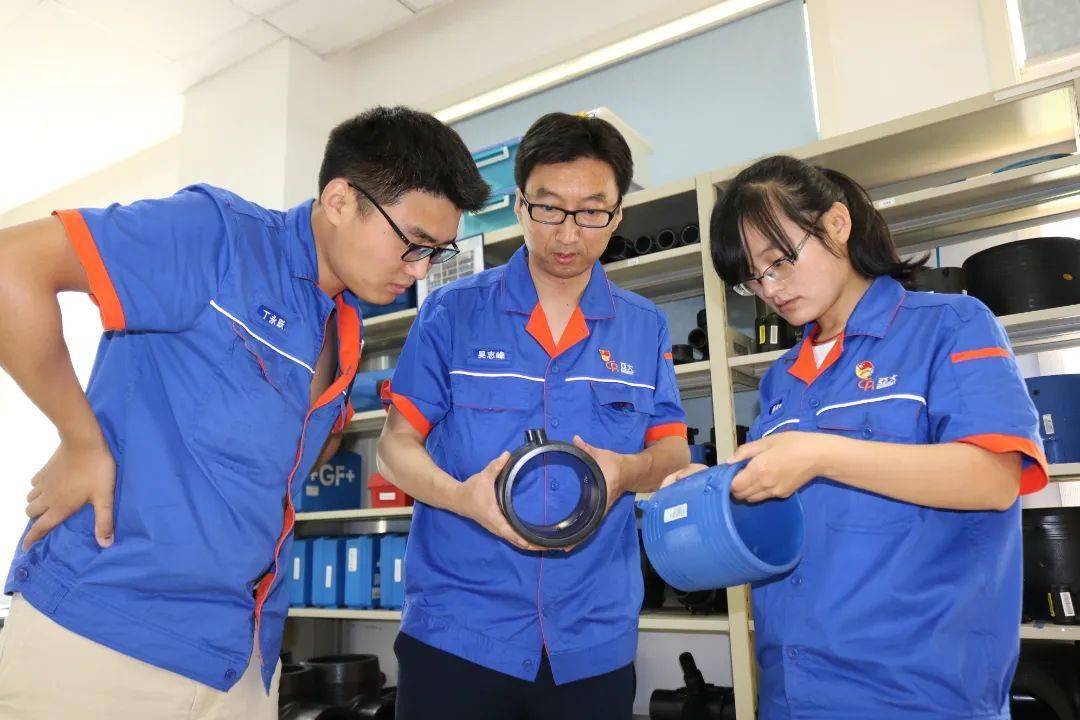 技術推廣，匠心筑夢——青浦區個人與集體榮獲2022年全國五一勞動獎